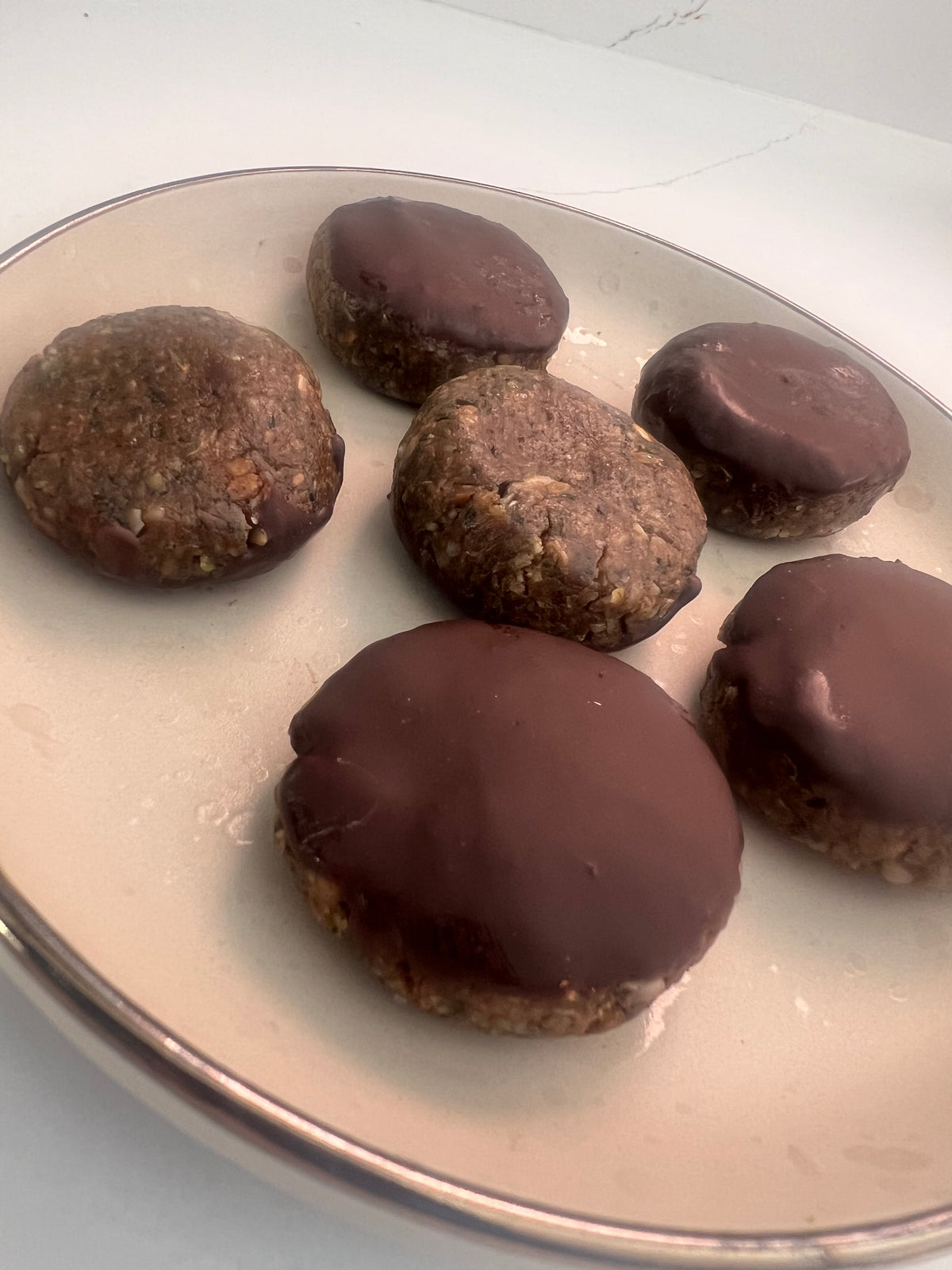 GUTSEY Vegan Seeded
